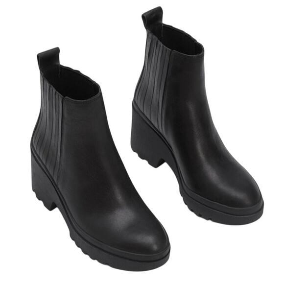 Eileen Fisher Kat Wedge Bootie in Black Leather Women's Size 9.5 EUC - Picture 1 of 7